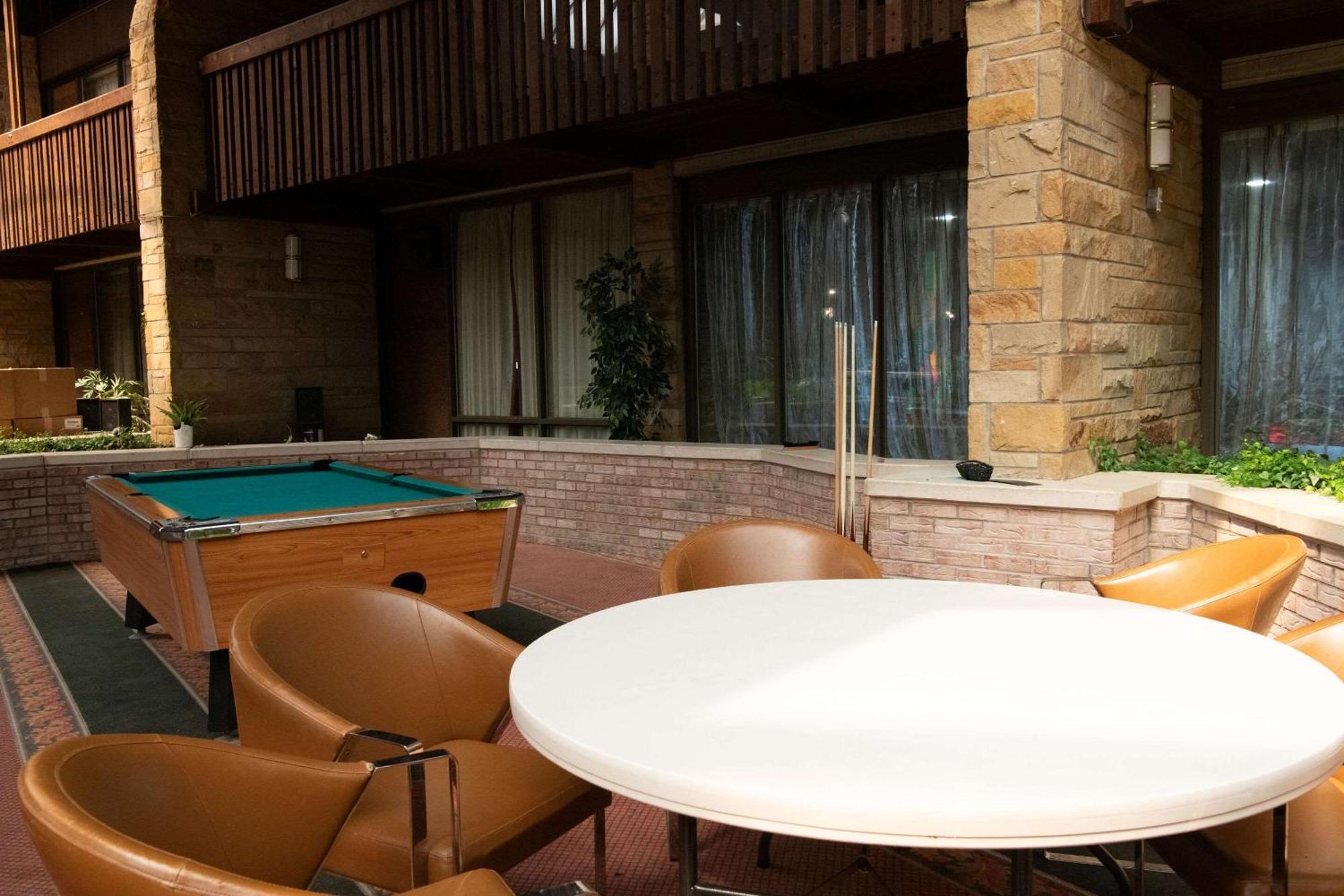 Quality Inn & Conference Center Somerset Εξωτερικό φωτογραφία