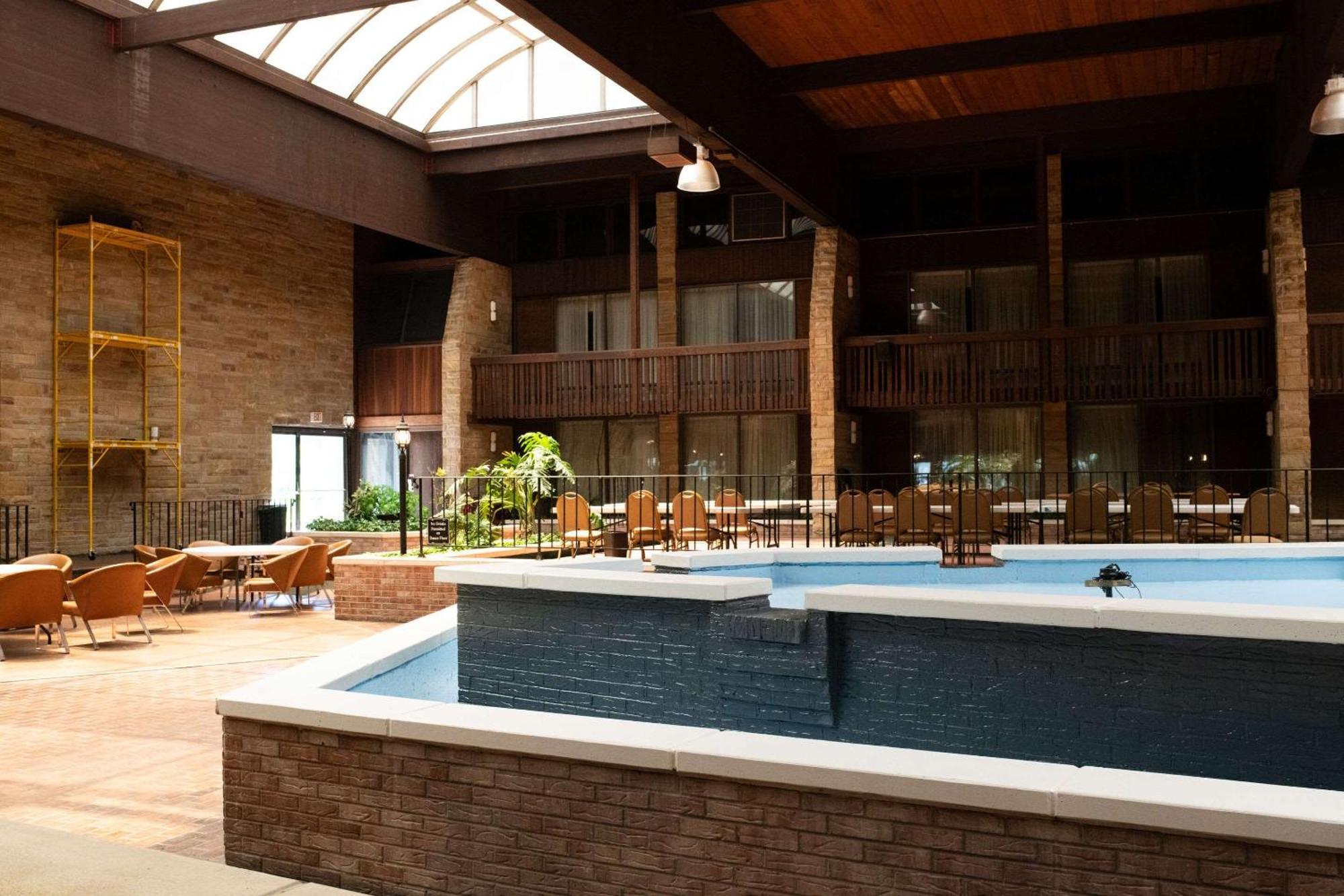Quality Inn & Conference Center Somerset Εξωτερικό φωτογραφία