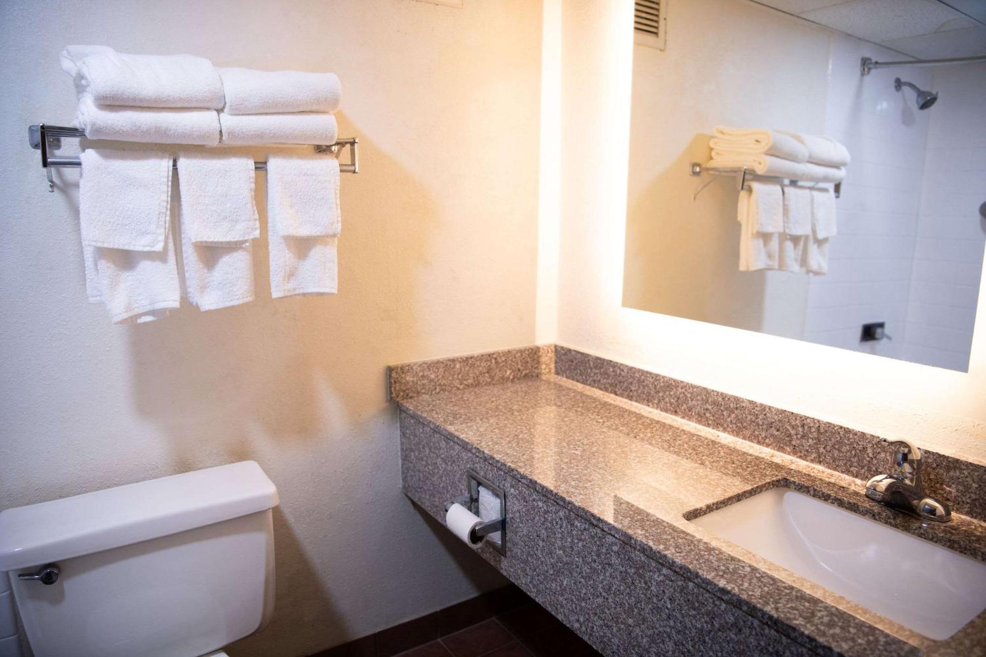 Quality Inn & Conference Center Somerset Εξωτερικό φωτογραφία
