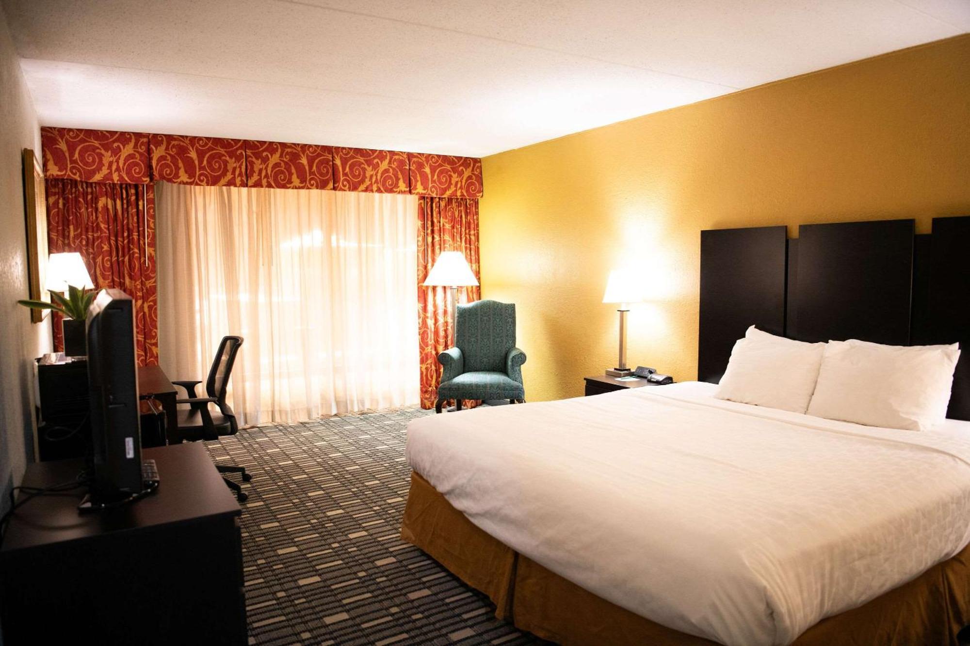 Quality Inn & Conference Center Somerset Εξωτερικό φωτογραφία