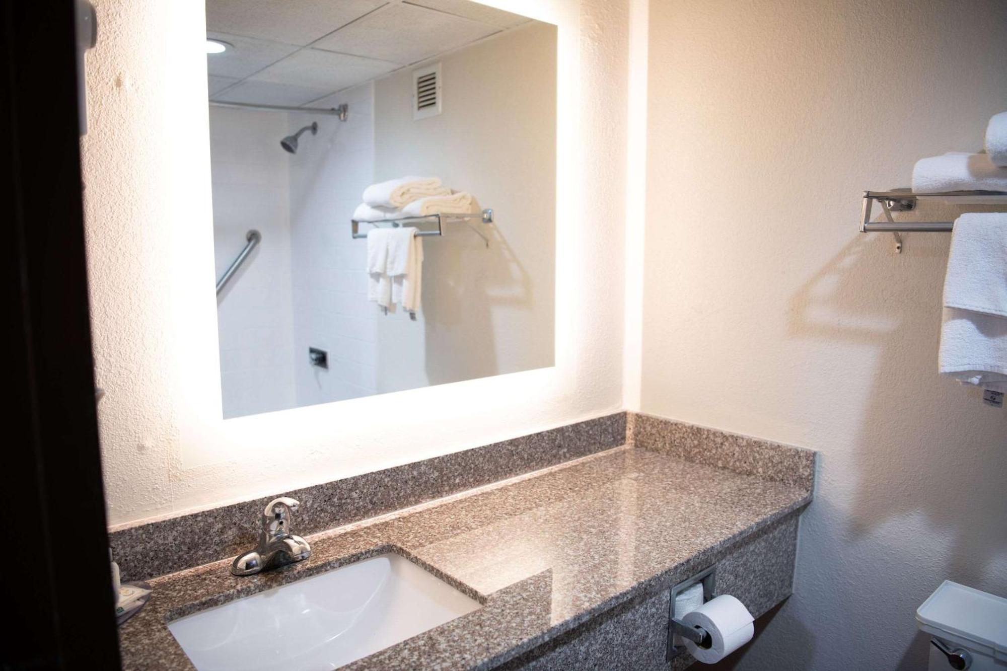 Quality Inn & Conference Center Somerset Εξωτερικό φωτογραφία