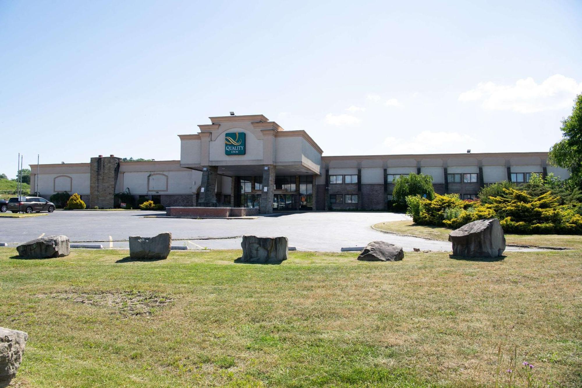 Quality Inn & Conference Center Somerset Εξωτερικό φωτογραφία